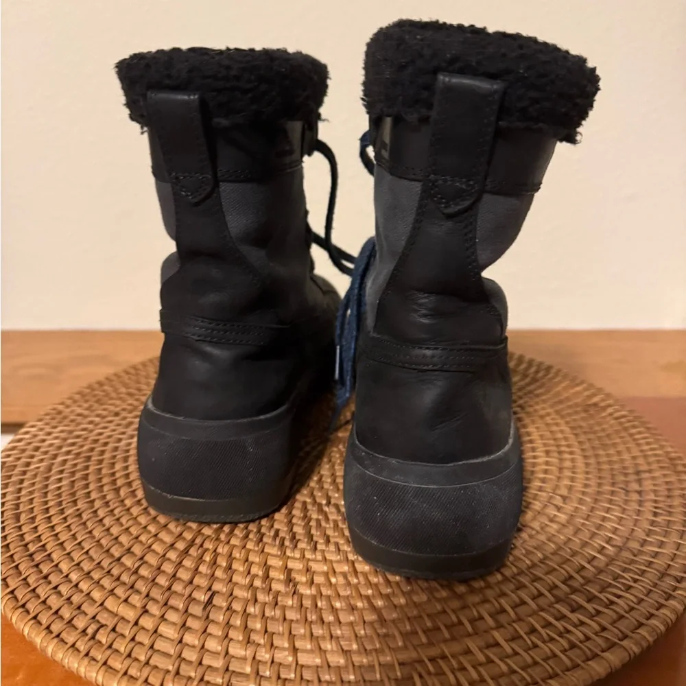 Merrell Black Boots‎ with Blue Accents